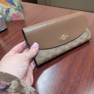 🐎COACH WALLET🐎 GREAT CONDITION!